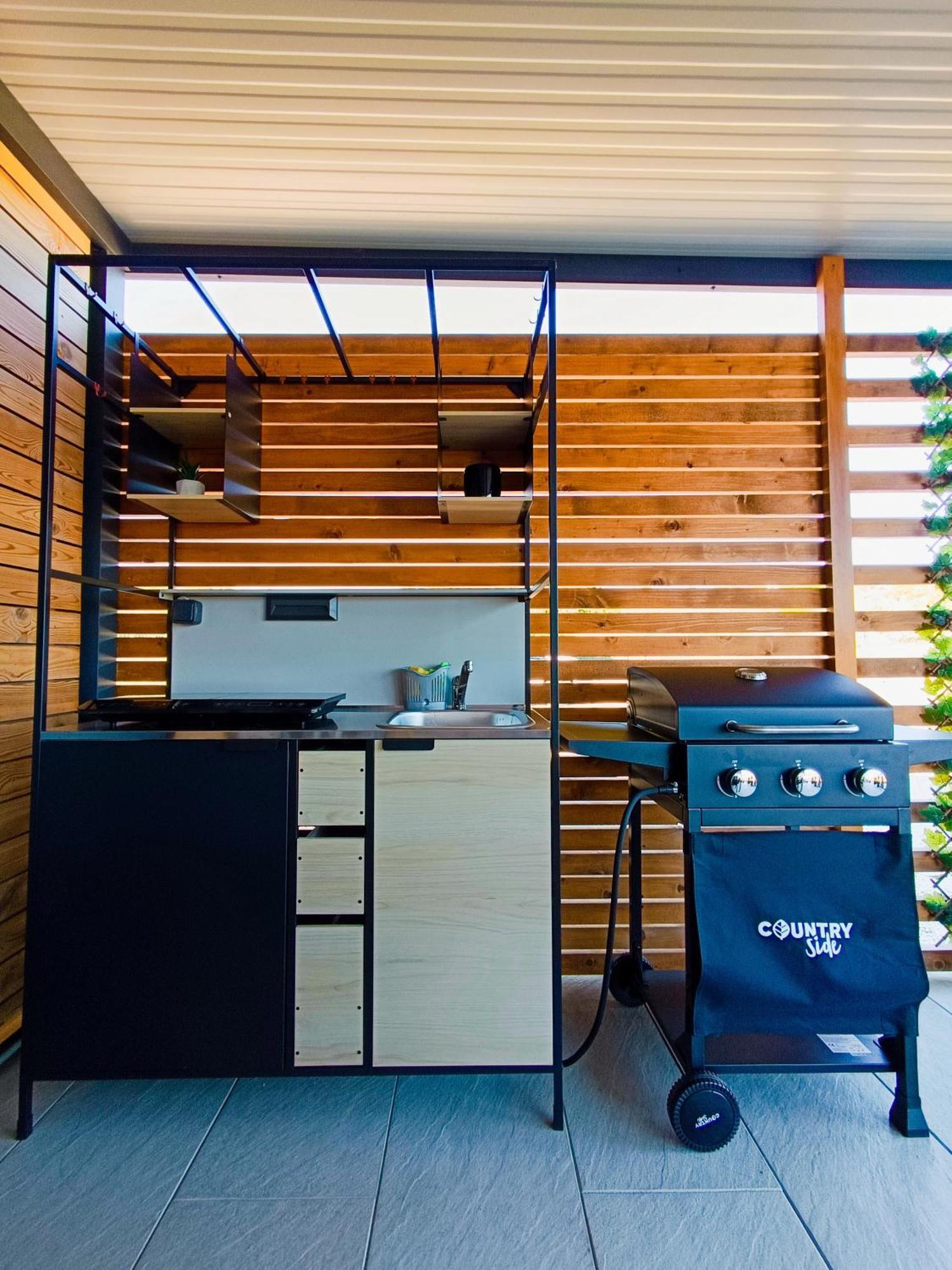 Mobile Home Vilmaris Pakoštane Εξωτερικό φωτογραφία