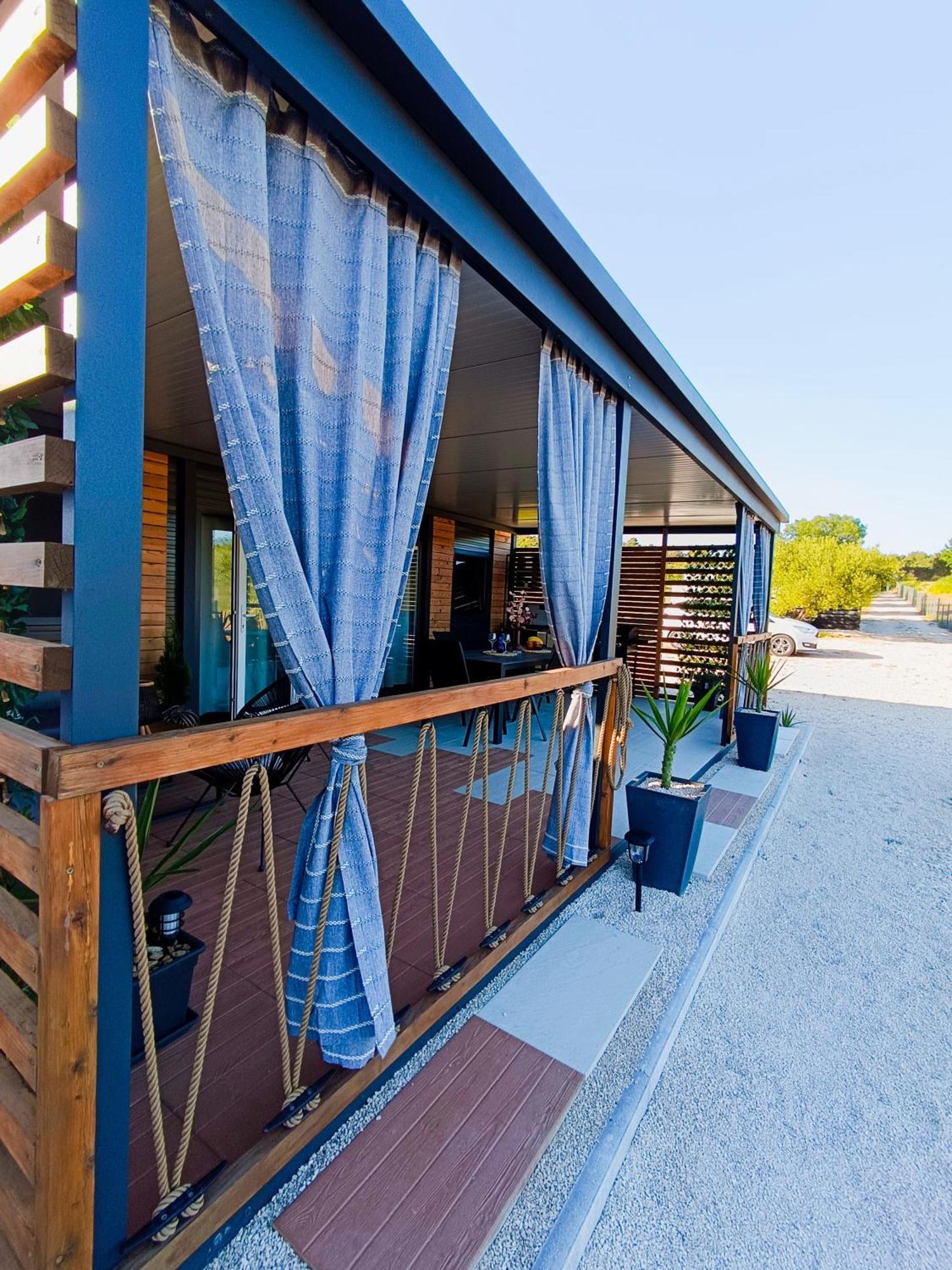 Mobile Home Vilmaris Pakoštane Εξωτερικό φωτογραφία