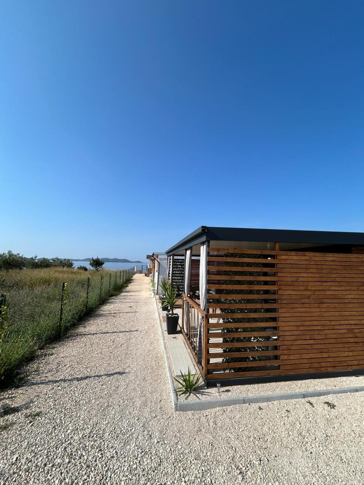 Mobile Home Vilmaris Pakoštane Εξωτερικό φωτογραφία