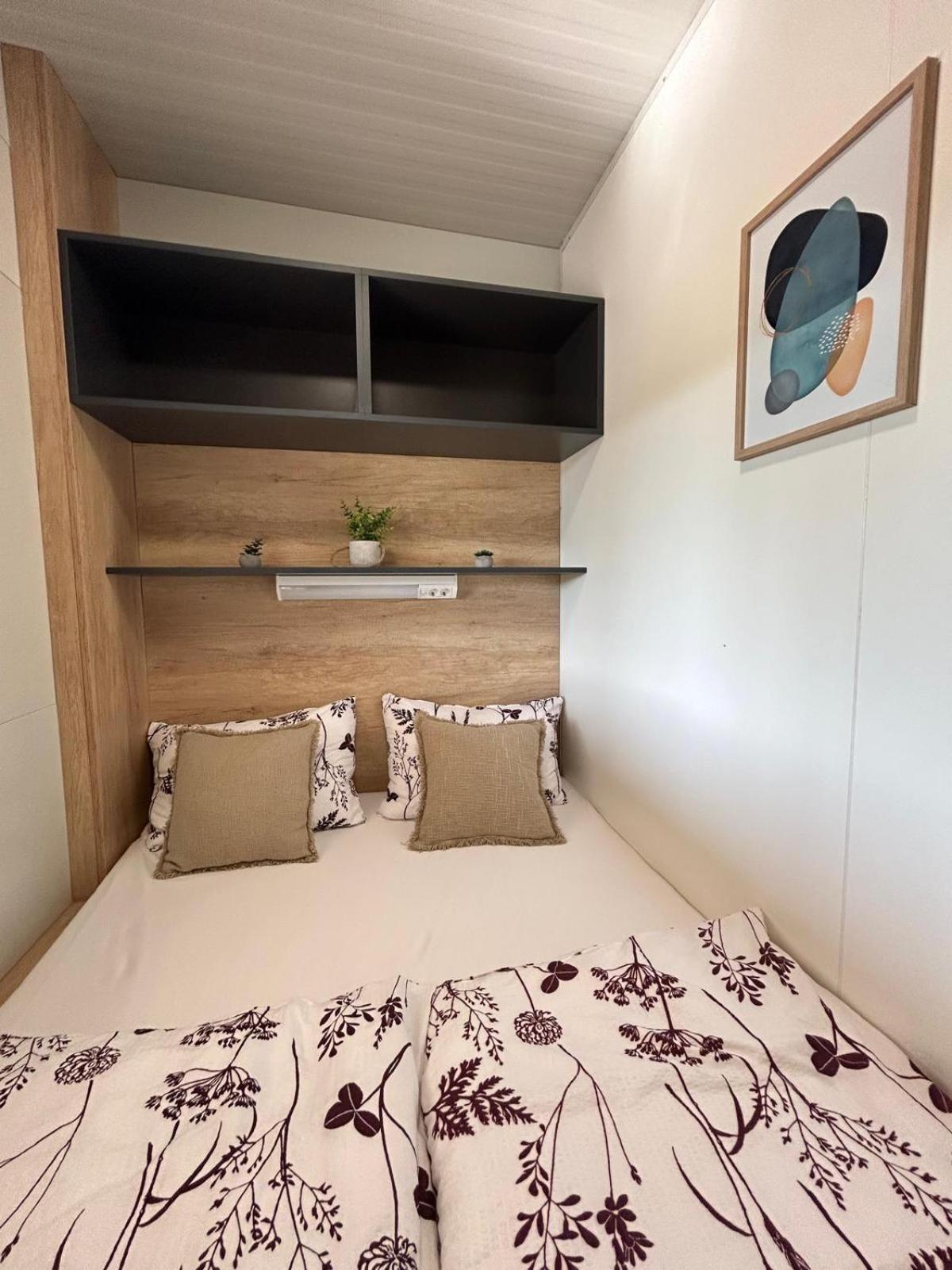 Mobile Home Vilmaris Pakoštane Εξωτερικό φωτογραφία