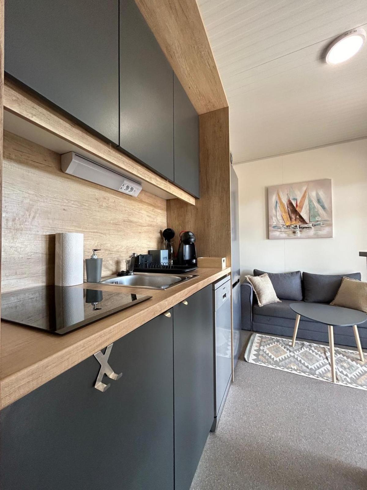 Mobile Home Vilmaris Pakoštane Εξωτερικό φωτογραφία